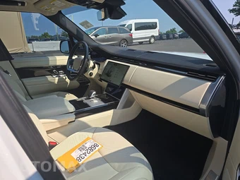 2025 Land Rover Range Rover Plug-In Hybrid SE - miniatura 8