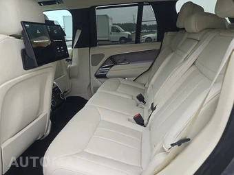 2025 Land Rover Range Rover Plug-In Hybrid SE – miniatura 13