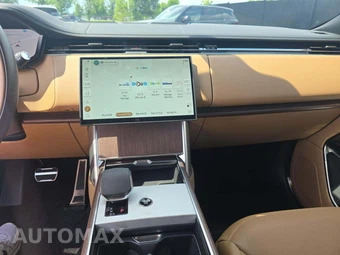 2025 Land Rover Range Rover SE LWB w/7-Passenger Seating – miniatura 7