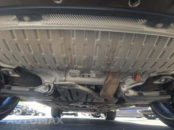 2025 Land Rover Range Rover SE LWB w/7-Passenger Seating – miniatura 16