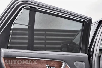 2025 Land Rover Range Rover SE LWB w/7-Passenger Seating - miniatura 47