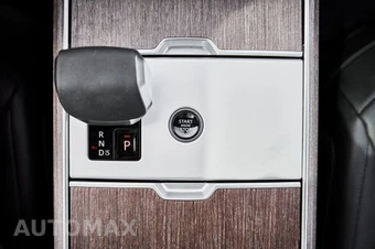 2025 Land Rover Range Rover SE LWB w/7-Passenger Seating - miniatura 66