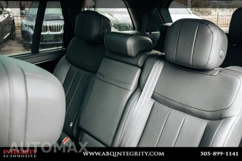 2025 Land Rover Range Rover SE LWB w/7-Passenger Seating - miniatura 34