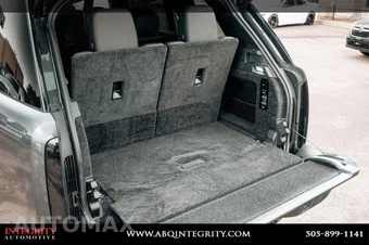 2025 Land Rover Range Rover SE LWB w/7-Passenger Seating - miniatura 38
