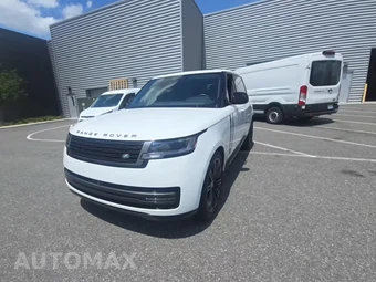 2025 Land Rover Range Rover SE LWB w/7-Passenger Seating