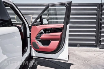 2025 Land Rover Range Rover SE - miniatura 19