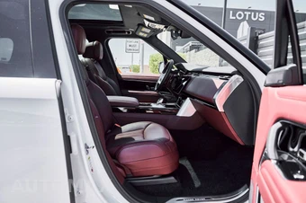 2025 Land Rover Range Rover SE - miniatura 21