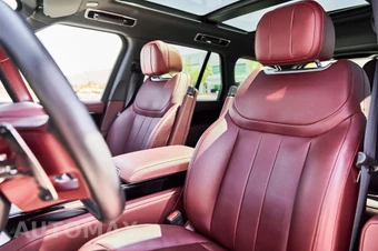 2025 Land Rover Range Rover SE - miniatura 40