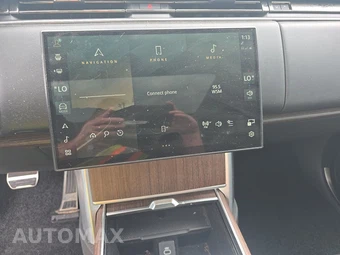 2025 Land Rover Range Rover SE - miniatura 11