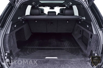 2025 Land Rover Range Rover SE - miniatura 23