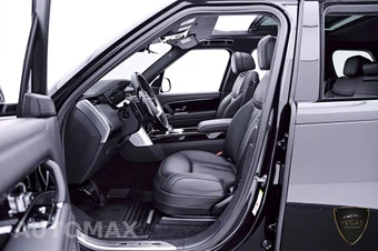2025 Land Rover Range Rover SE - miniatura 37
