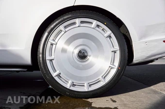 2025 Land Rover Range Rover SE - miniatura 17