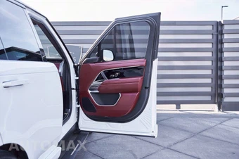 2025 Land Rover Range Rover SE - miniatura 20
