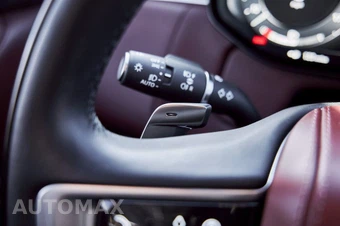 2025 Land Rover Range Rover SE - miniatura 53