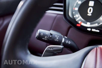 2025 Land Rover Range Rover SE - miniatura 54