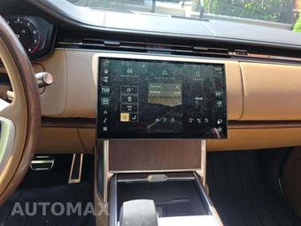 2025 Land Rover Range Rover SE – miniatura 10