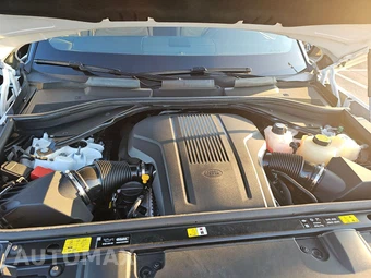 2025 Land Rover Range Rover SE - miniatura 15