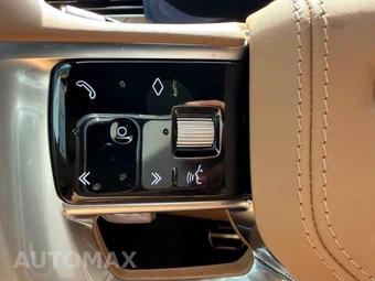 2025 Land Rover Range Rover SE - miniatura 14