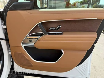 2025 Land Rover Range Rover SE - miniatura 28