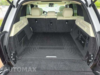 2025 Land Rover Range Rover SE – miniatura 14