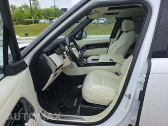 2025 Land Rover Range Rover SE – miniatura 6