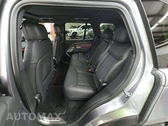 2025 Land Rover Range Rover SE – miniatura 13