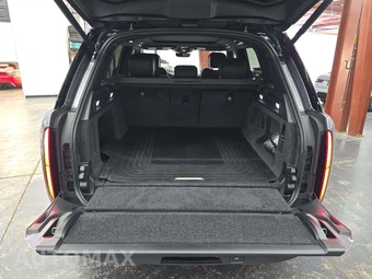2025 Land Rover Range Rover SE – miniatura 14