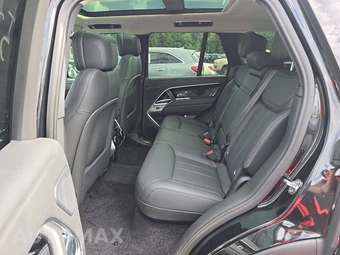 2025 Land Rover Range Rover SE - miniatura 13