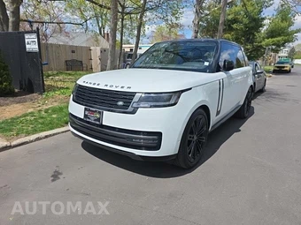 2025 Land Rover Range Rover SE