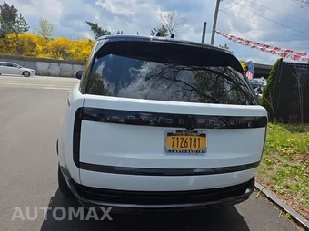 2025 Land Rover Range Rover SE – miniatura 5