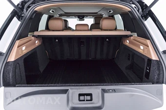 2025 Land Rover Range Rover SE - miniatura 22
