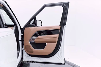 2025 Land Rover Range Rover SE - miniatura 24
