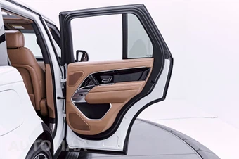 2025 Land Rover Range Rover SE - miniatura 27