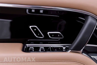 2025 Land Rover Range Rover SE - miniatura 35