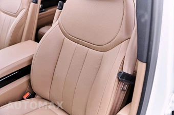 2025 Land Rover Range Rover SE - miniatura 48