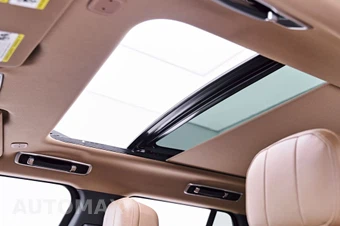 2025 Land Rover Range Rover SE - miniatura 49