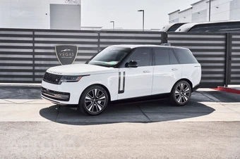 2025 Land Rover Range Rover SE - miniatura 5
