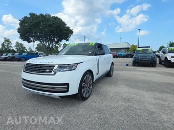 2025 Land Rover Range Rover SE