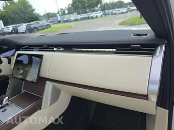 2025 Land Rover Range Rover SE - miniatura 16