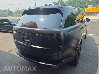 2025 Land Rover Range Rover SE – miniatura 4