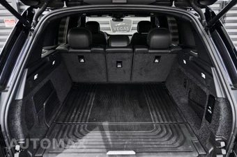 2025 Land Rover Range Rover SE - miniatura 15