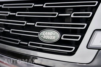 2025 Land Rover Range Rover SE - miniatura 8