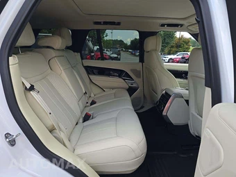 2025 Land Rover Range Rover SE – miniatura 16
