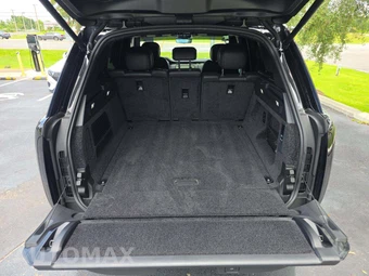 2025 Land Rover Range Rover SE – miniatura 14