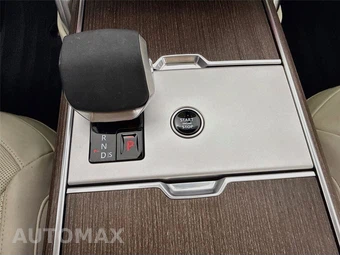 2025 Land Rover Range Rover SE - miniatura 19