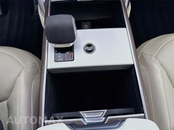 2025 Land Rover Range Rover SE - miniatura 20