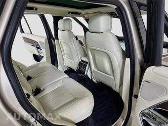 2025 Land Rover Range Rover SE - miniatura 27