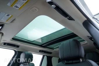 2025 Land Rover Range Rover SE - miniatura 17