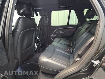 2025 Land Rover Range Rover SE – miniatura 13
