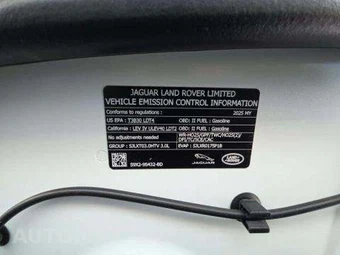 2025 Land Rover Range Rover SE – miniatura 24
